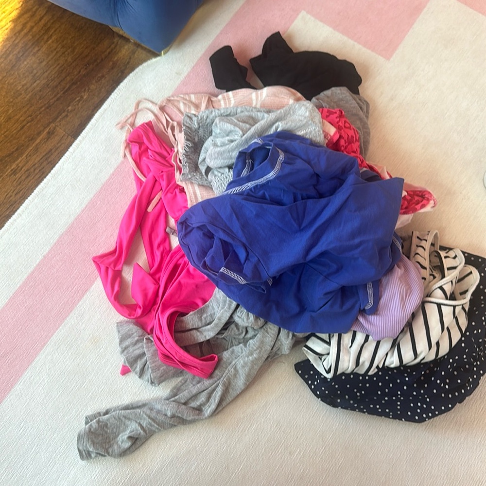 Bundle of crop tops from forever 21, shein, Nordstrom, American eagle, tj maxx